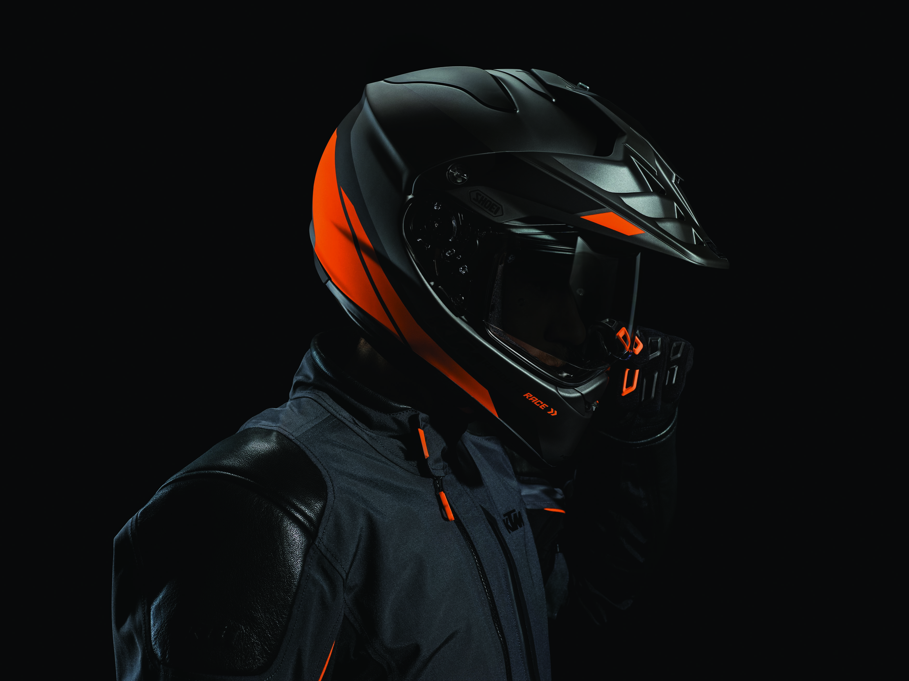 Streets Ahead mit den neuen Helmen der KTM Powerwear Kollektion